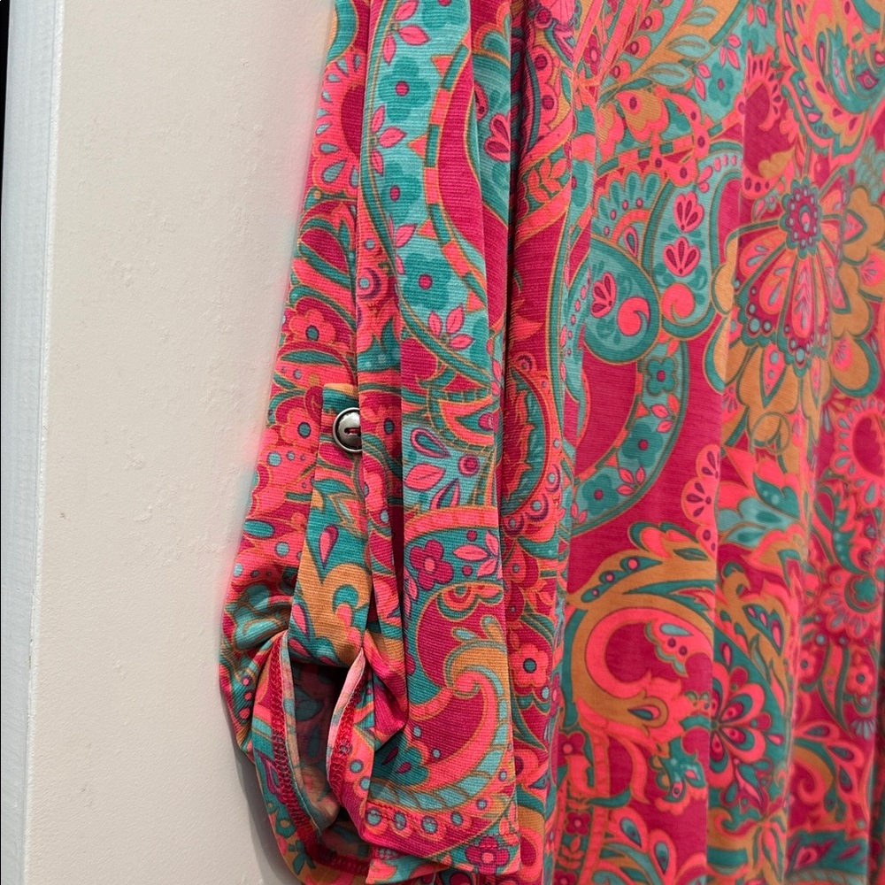 Vibrant Paisley Blouse - Picture 3 of 4